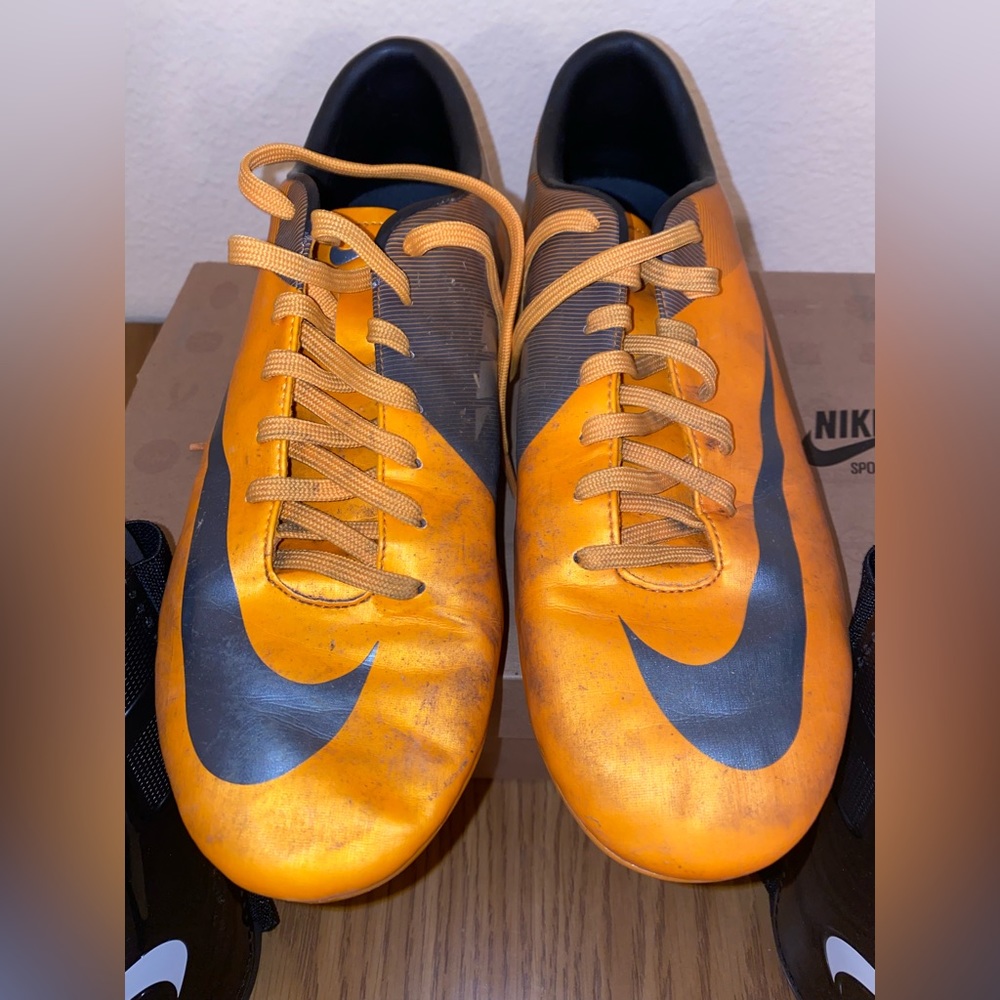 Nike Soccer Shoes + Shin Guards